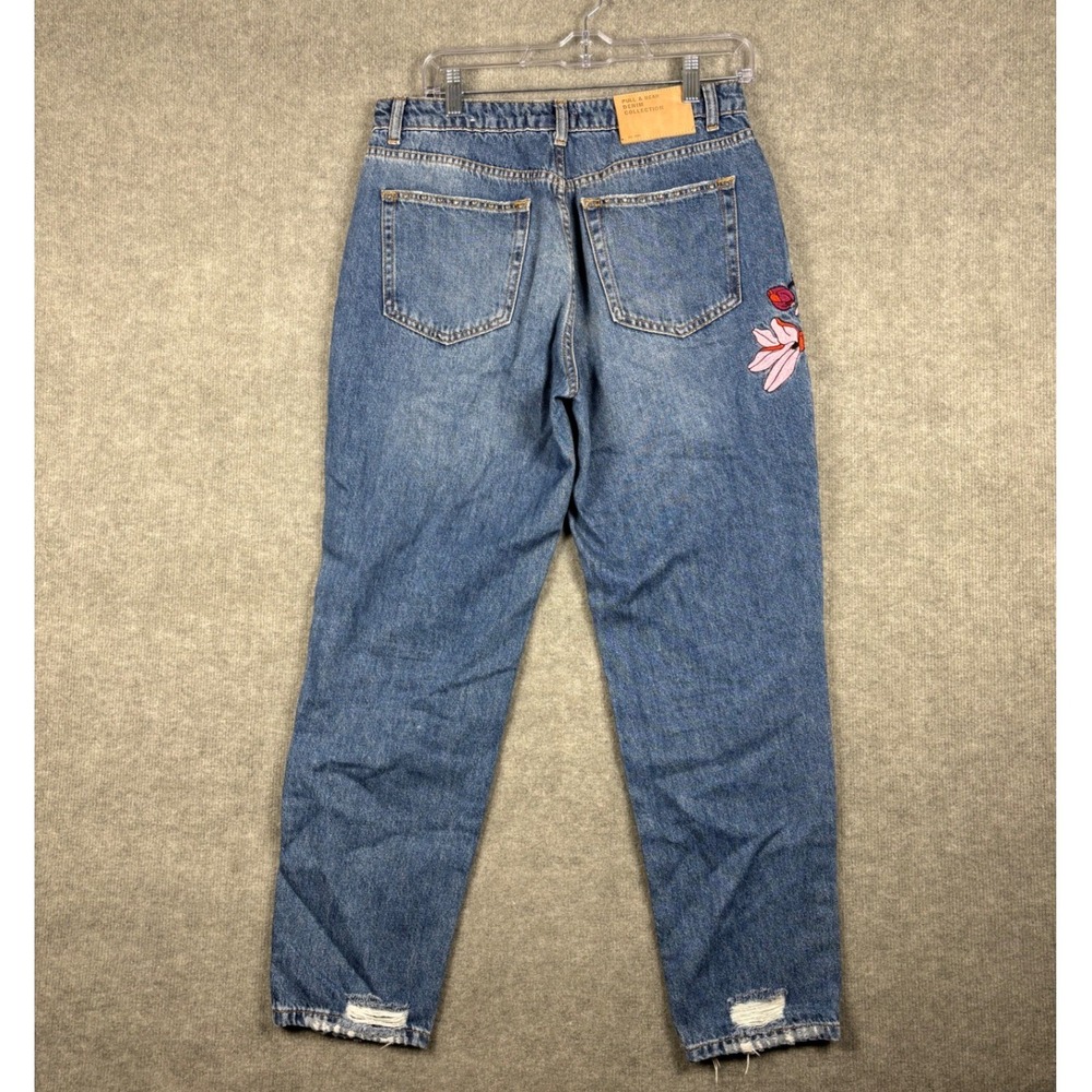 Pull & Bear Mom Jeans Embroidered Distressed Blue Size 30‎ Medium Wash - Picture 9 of 15